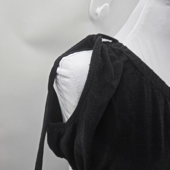 Lilyful Black Asymmetrical Stomach Cutout Jumpsuit Small (Estimated) - Picture 8 of 16